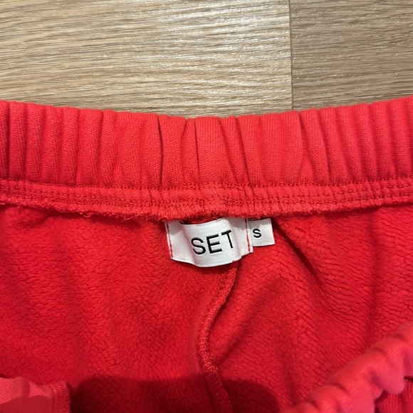 Set active Red Sweatpants - Picture 3 of 4